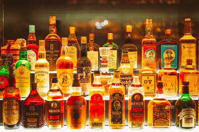 酒柜里的酒圖片素材_免費下載_jpg圖片格式_VRF高清圖片500900663_攝圖網